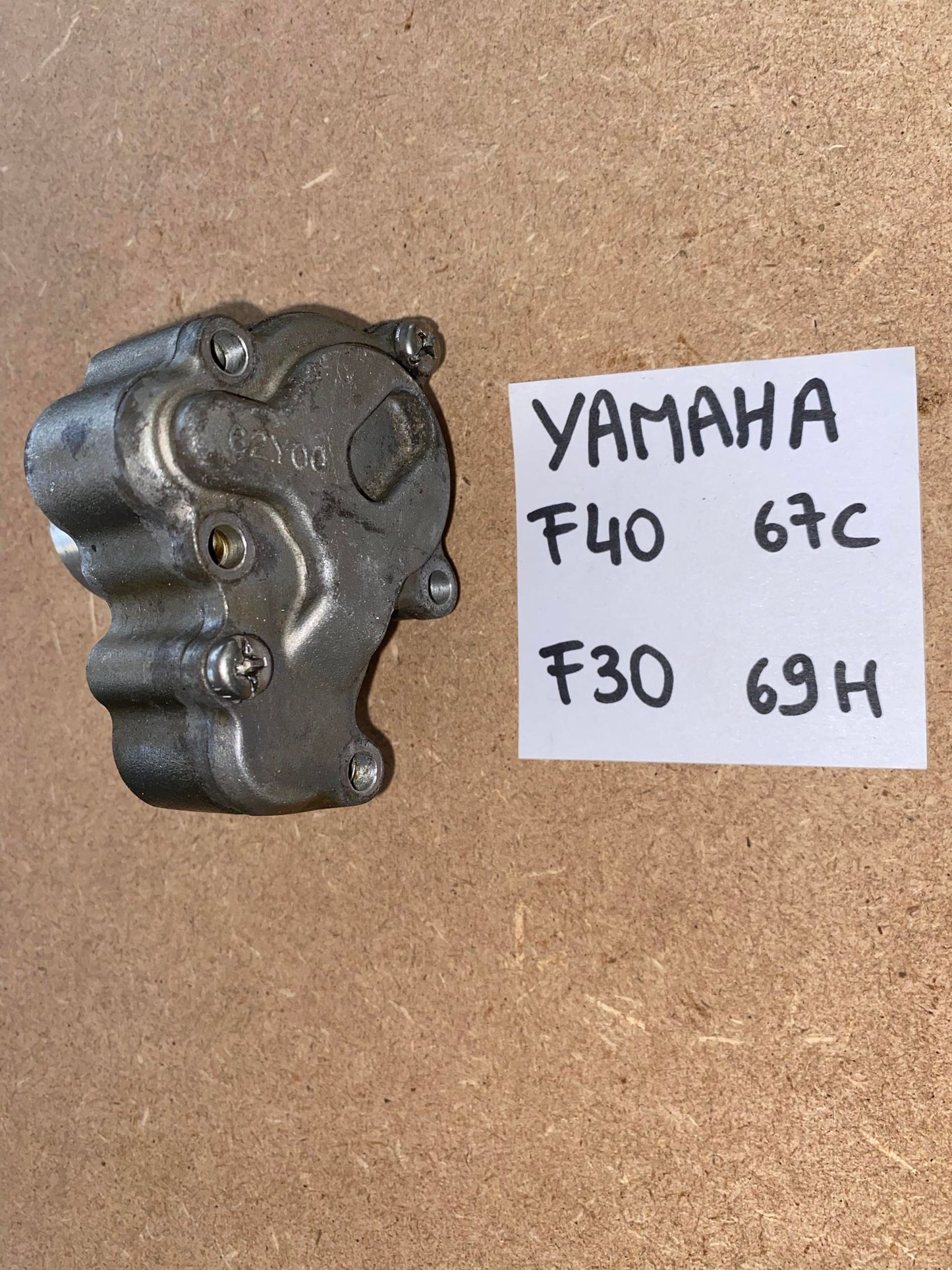 POMPE A HUILE F40 67C/F30 69H
