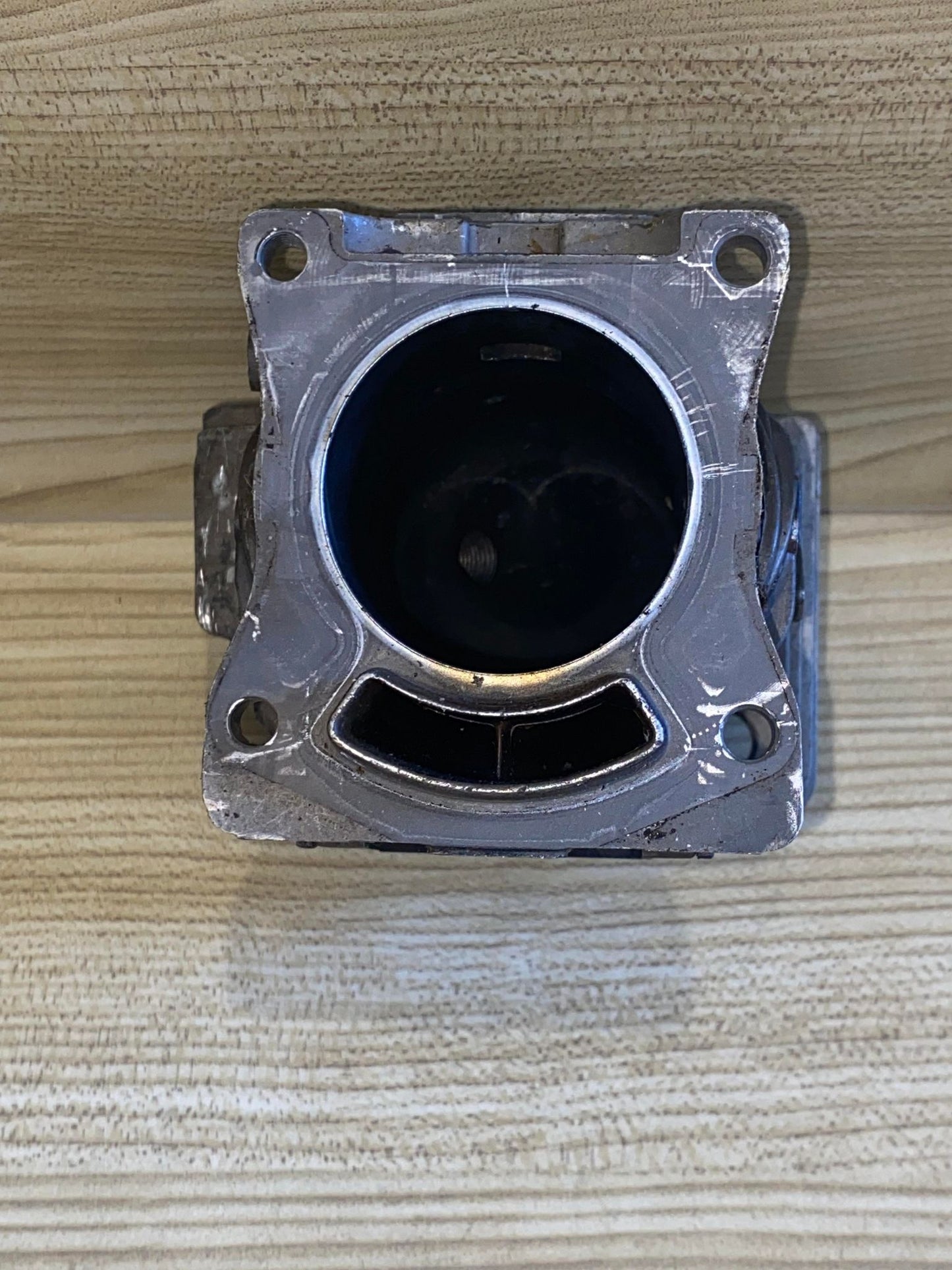 CYLINDRE NU MS 201 T