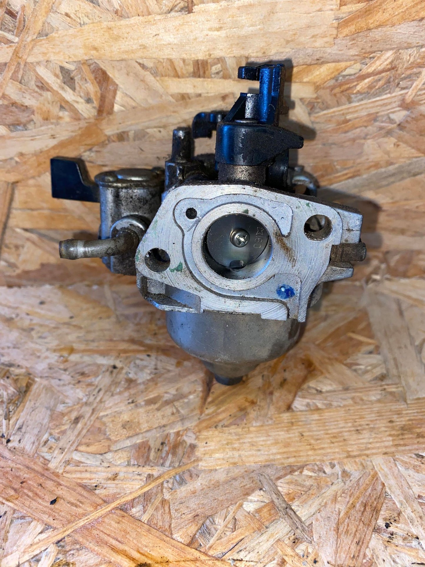 CARBURATEUR HONDA GXV 160