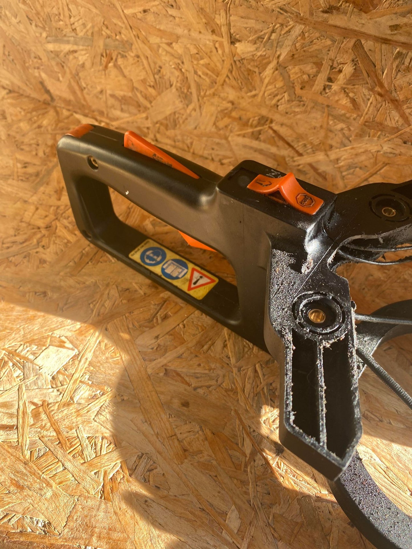 POIGNEE COMPLETE STIHL - HS 75