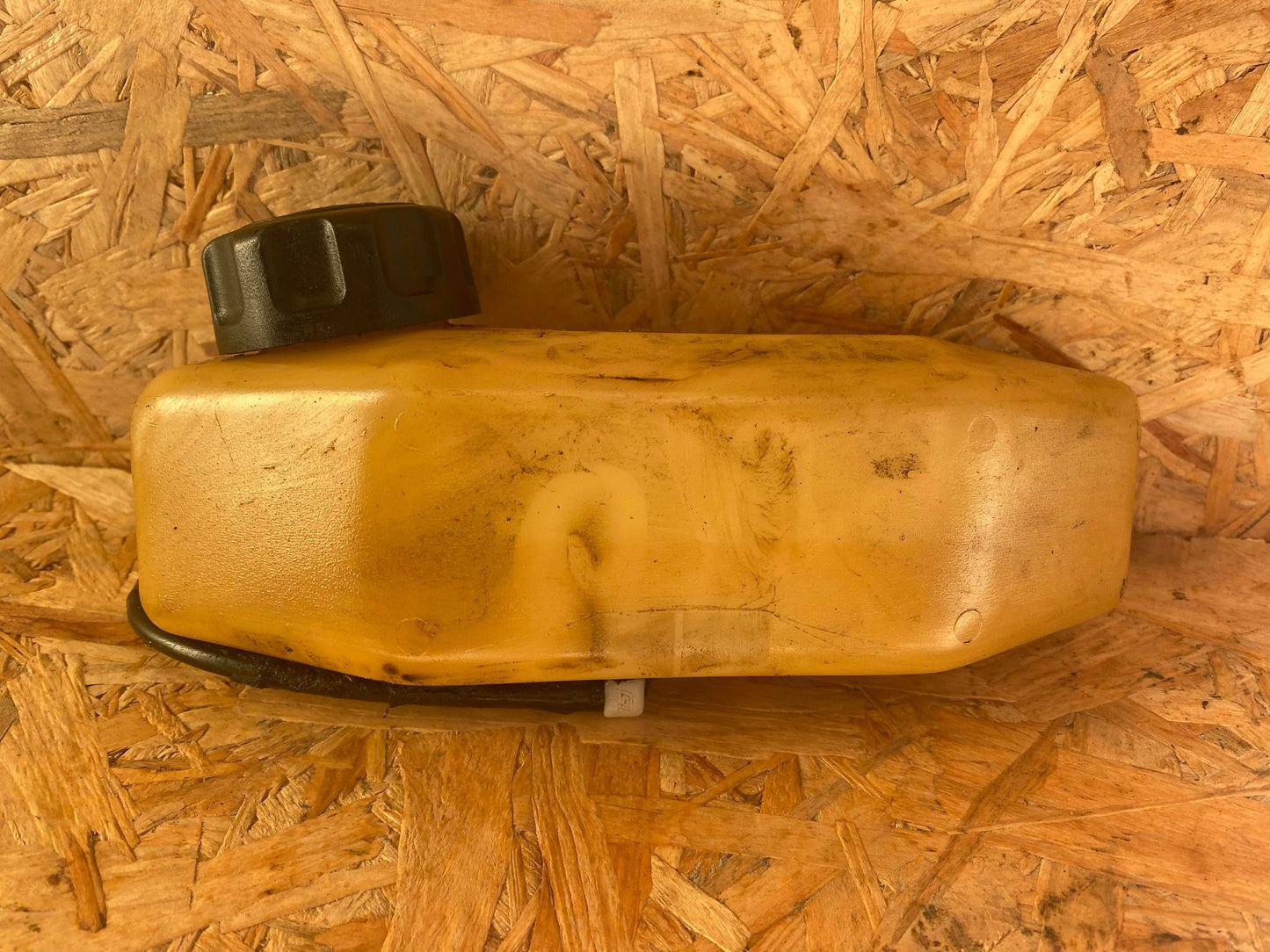 RESERVOIR STIHL - HS 75