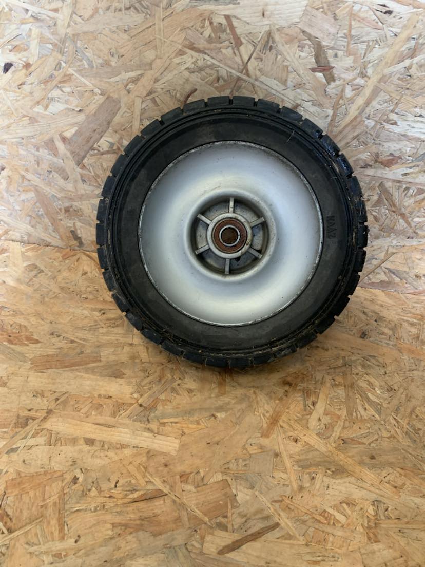 Roue arrière tondeuse KAAZ