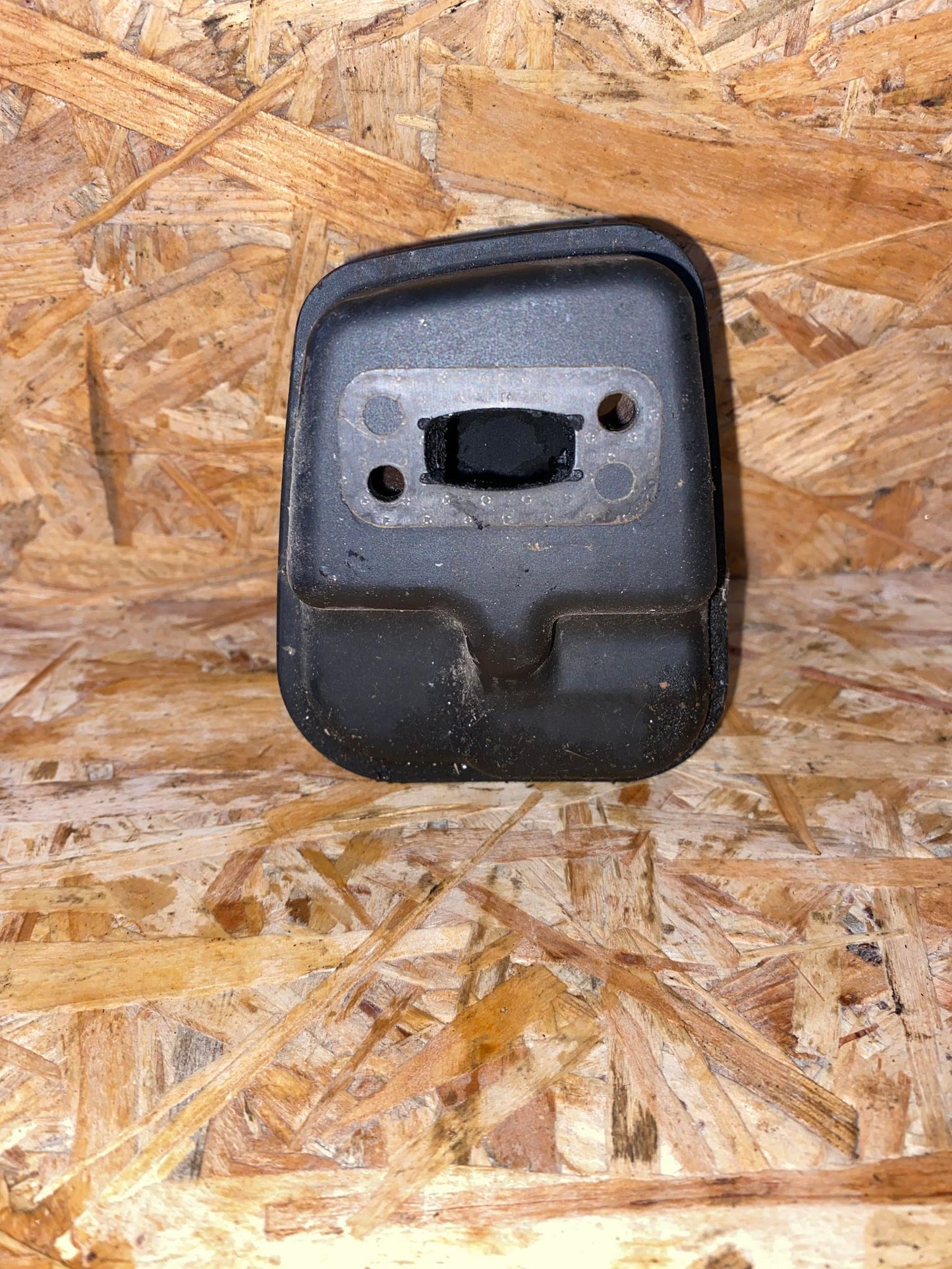 POT D'ECHAPPEMENT STIHL HL 94 KCE